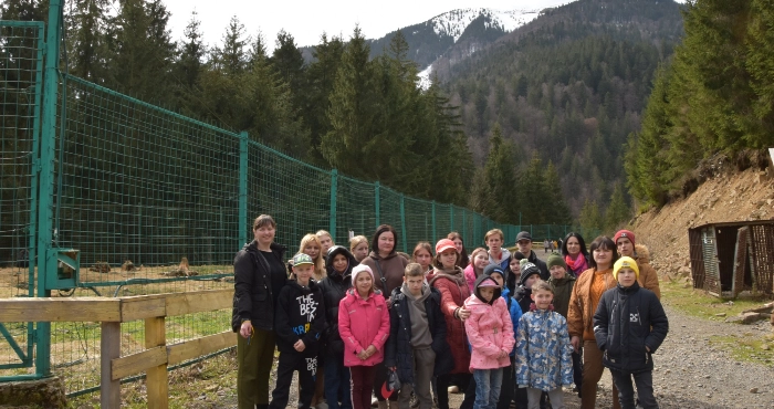 Діти з Донецької області відвідали Національний природний парк «Синевир»